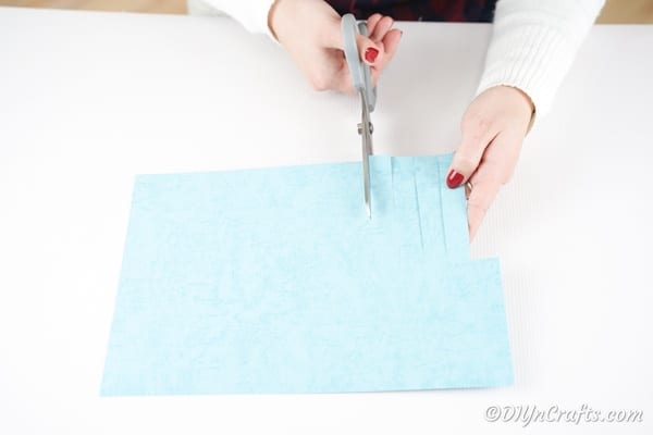 Нарезка бумажных полосок